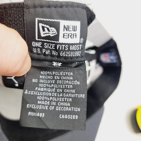 Men's Tampa Bay Buccaneers New Era Heather Gray NFL Crucial Catch Coaches OSFM - Picture 10 of 11